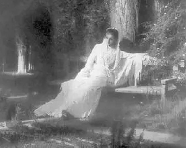 那些意犹未尽的句子:26部文学名著的结束语