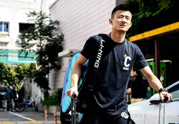 中国羽毛球队出征格拉斯哥世锦赛