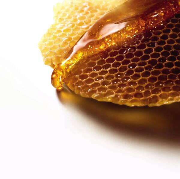 被赵薇牌蜂蜜柠檬水圈粉了?蜂蜜的自愈力更