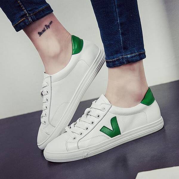 爱干净的男生,鞋子千万不要乱穿,今年超流行的