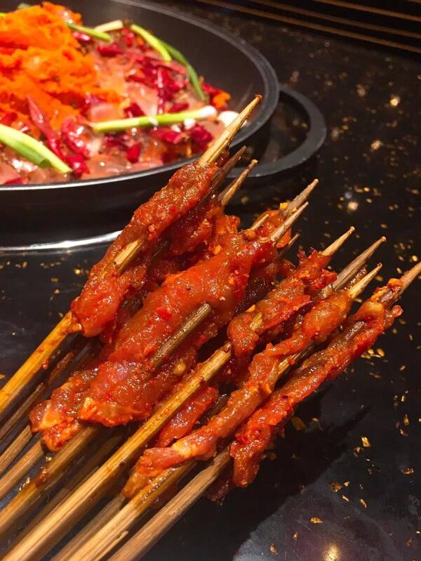 特立独行 | 冰火红汤定乾坤,看完福利我就躁动了!