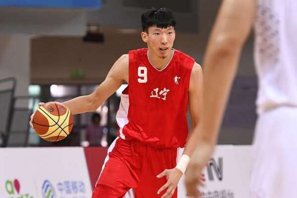 3年拿到4个重要冠军, 周琦能否在火箭拿到NBA