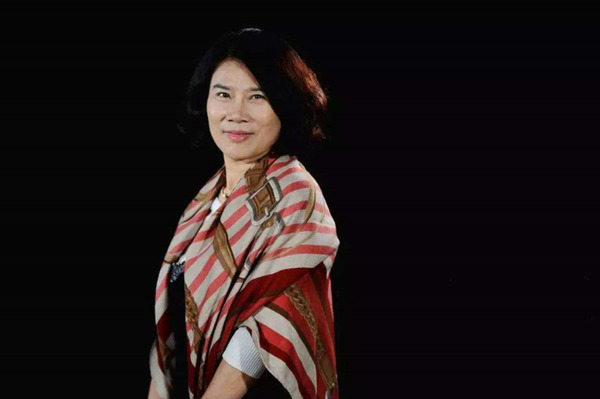 董明珠:我又不是贾跃亭 造车是为格力转型