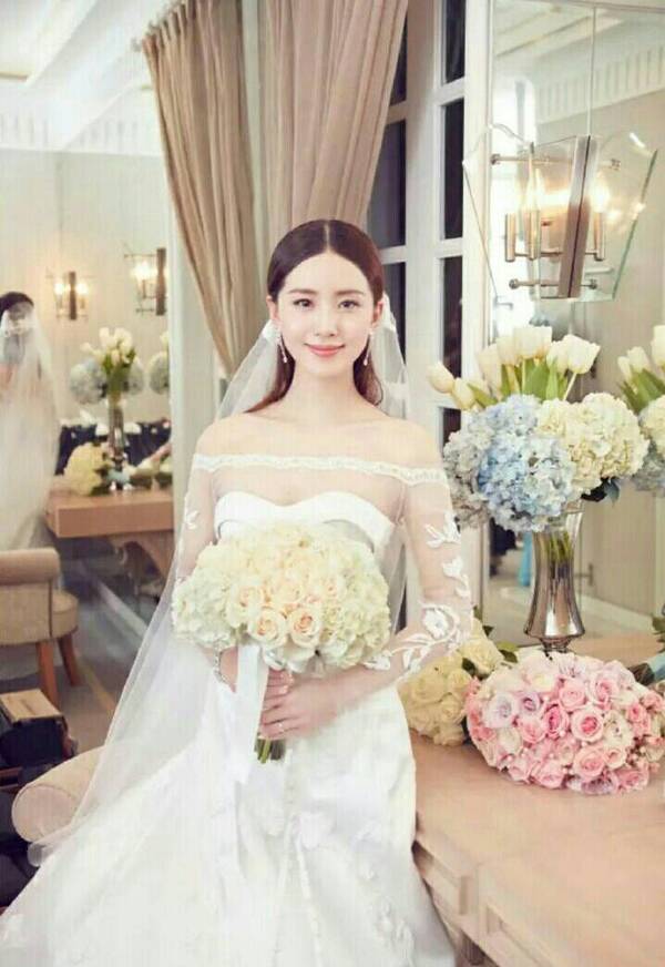 刘诗诗婚纱图片