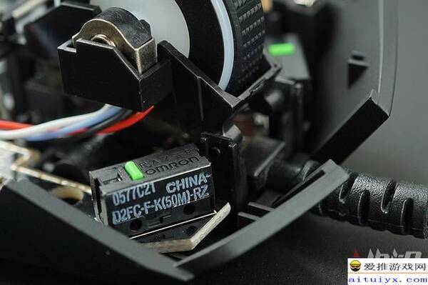 为什么雷蛇巴塞利斯蛇外号叫吃鸡蛇?