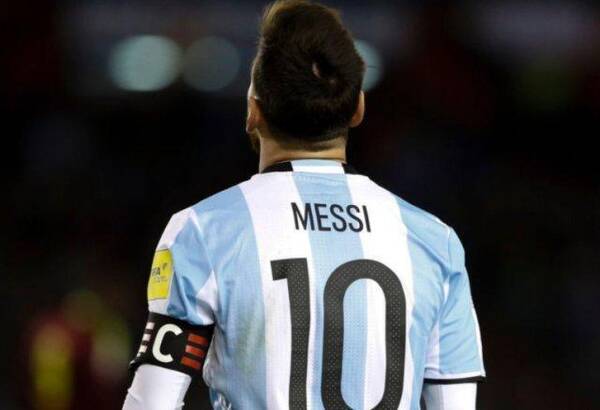 梅西独挽狂澜逆转强势晋级世界杯,黑梅西的人