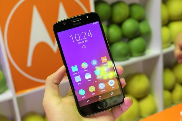 MOTO家族的新视频社交神器--Moto青柚上手