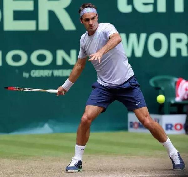 节奏大师丨费德勒高效率的网球打法