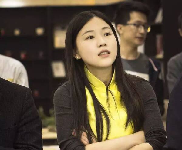 东北的美女里藏着一夜暴富的山林?秘密v美女小学生迅雷美女图片