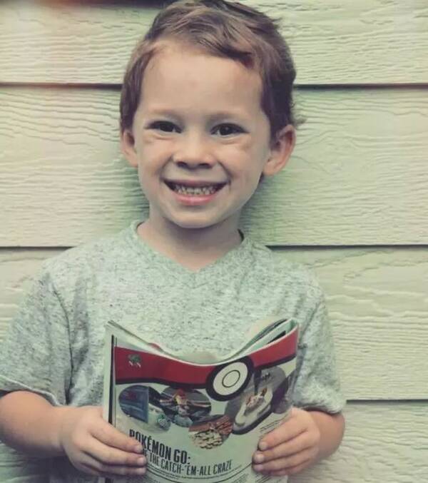 表情包界的扛把子:如此画风清奇的迷之尬笑，就问你喜不喜欢!