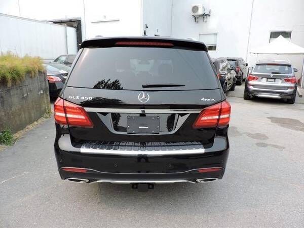 奔驰车是哪个国家出厂 C1A4BD73E014E38811660A72468E73981B47F1A2_size82_w640_h480.jpeg