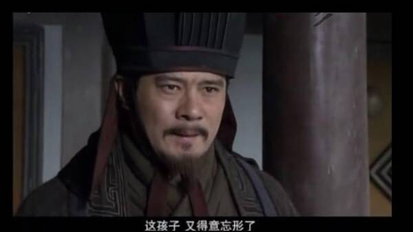 曹操杀陈宫时流泪不止，致敬理想主义者陈宫!