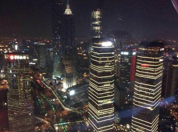 小龙虾每亩一年收入_中国铁路一年收入