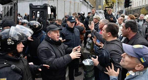 乌克兰:怎么就沦落到数百万人难以过冬的地步