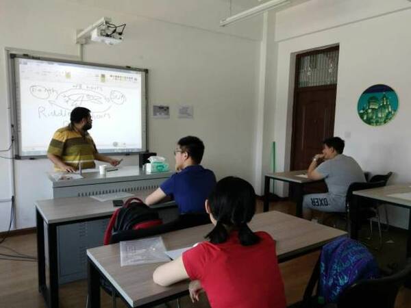 美国高考来哈尔滨举办写作大赛 | 英语水平受