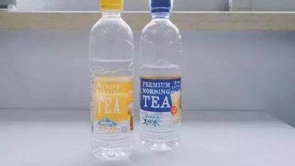 魔都品牌超市冒充网红奶茶 卖的三得利透明奶