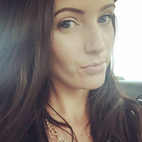 女子将父亲的骨灰装进戒指里,逛街弄丢后一天