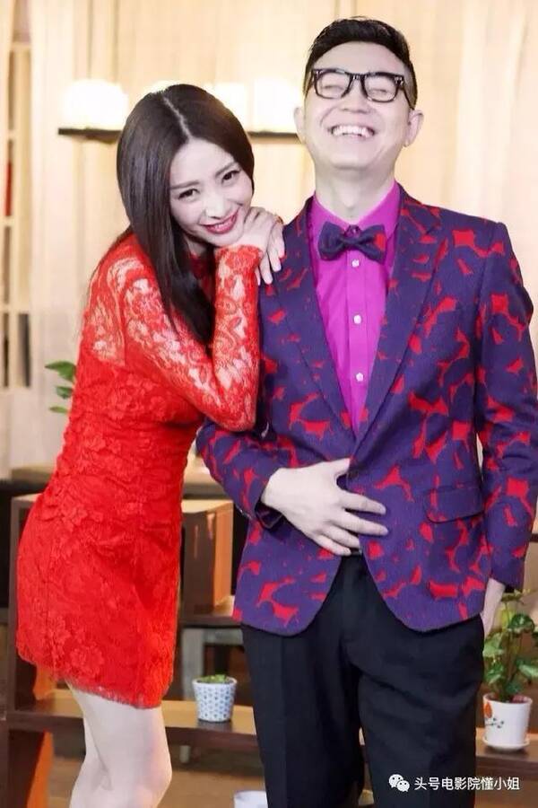 柳岩改名大鼻毛 周冬雨全裸变花痴 徐克的脑洞