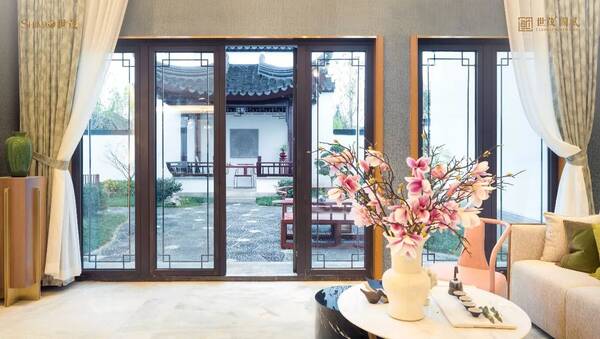 光谷东,东湖.下次有钱有闲的人,会捧红武汉哪里