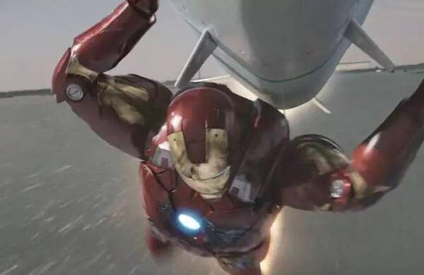 托举导弹的钢铁侠,最后一刻给小辣椒打电话!她