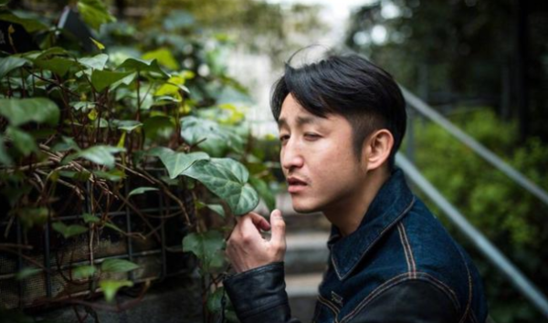 邹市明老婆_邹市明年收入(3)