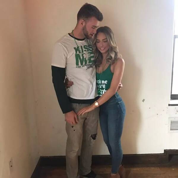 正妹 | 你们听Eminem新专辑?我看他颜值超高的女儿~