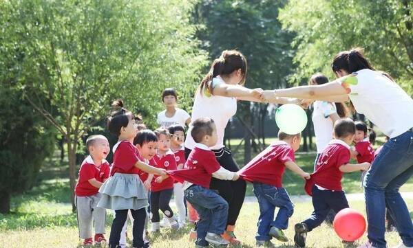 幼儿园大中小班亲子游戏大全,幼师必看!