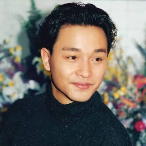 陈志朋46岁尺度大开,晒背面全裸自拍,吴奇隆苏有朋直接看傻