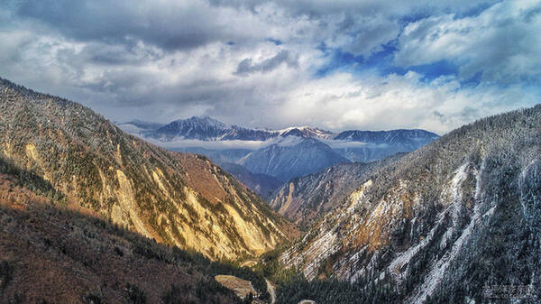 天逸川西游记