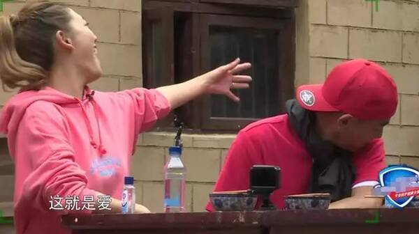 应采儿要扑街?图片盛典李沁邓伦女搞笑男无意的瓶子国剧捡有情图片