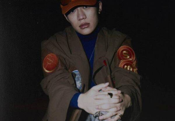 紫光阁连发三条微博点名PGONE,网友:这事闹