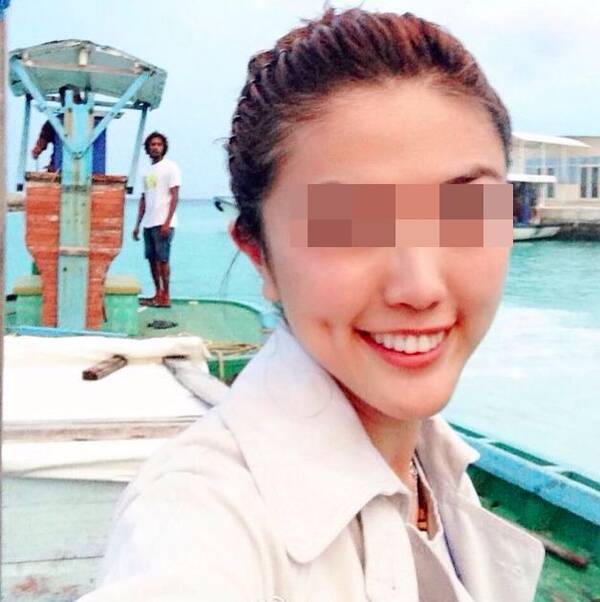 北大美女学生朋友圈炫富!签个美国签证扯出一