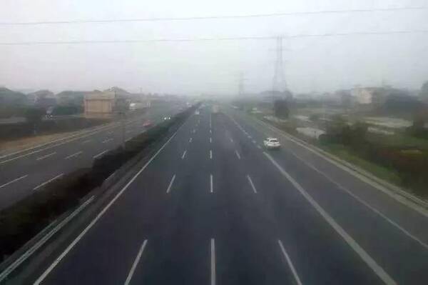 高速上开车,如何避免超速被拍?