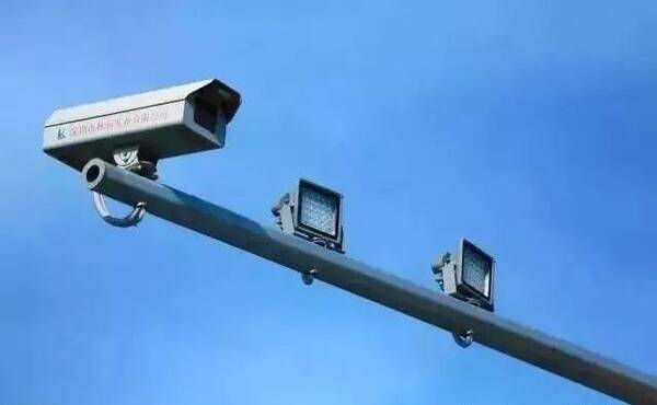 高速上开车,如何避免超速被拍?