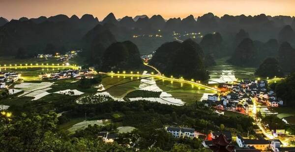 gdp增速_2019遵义gdp(3)