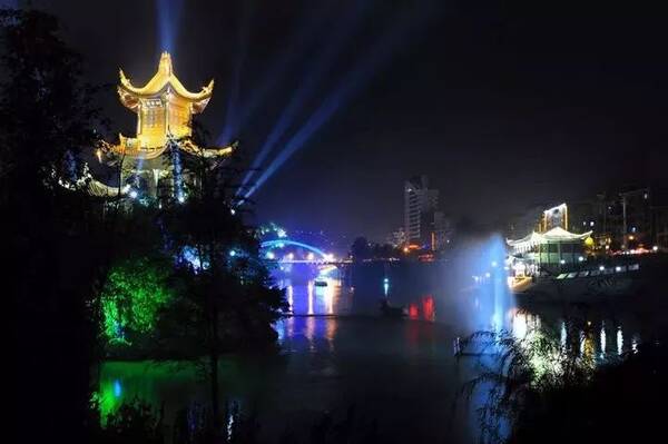 gdp增速_2019遵义gdp(3)