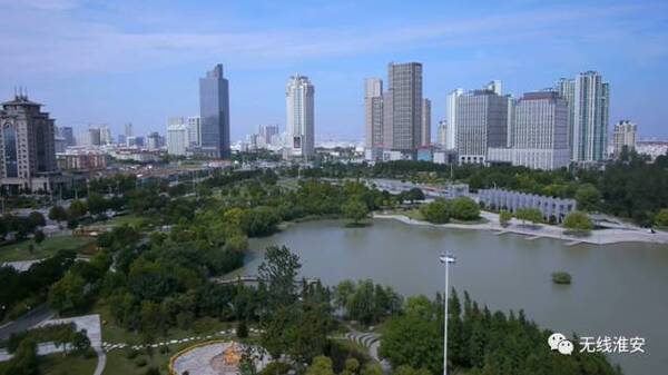 gdp增速_2017淮安gdp(2)