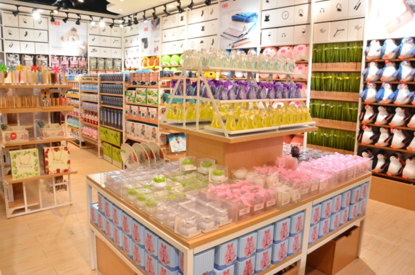 必多:怎样加盟十元店?有哪些费用?