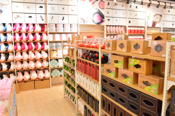 必多:怎样加盟十元店?有哪些费用?