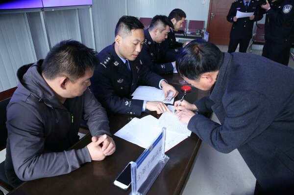 无安徽来安:来安警方快侦快办 为农民工追回拖