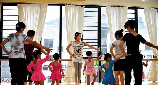 北京幼师学员,寒假办亲子舞蹈培训班,月入2万