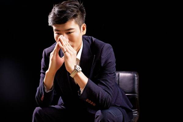 青年歌手张一伦原创歌曲《我的老爸老妈》听哭