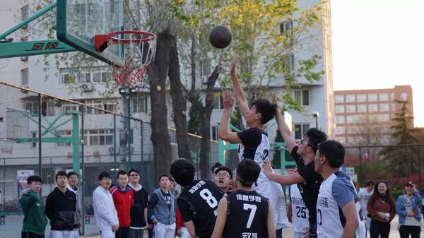 篮甲 | 篮甲战火纷飞,商院一路挺进