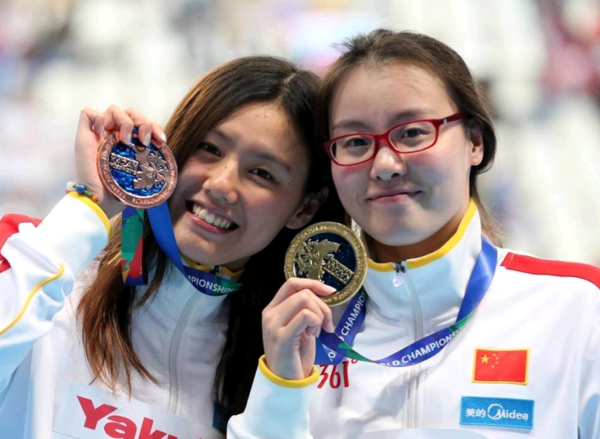 退役?别开玩笑了!傅园慧轻松拿冠军,实力碾压