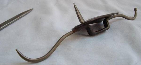 钩镶--集攻、防于一体的多功能复合型兵器,古代