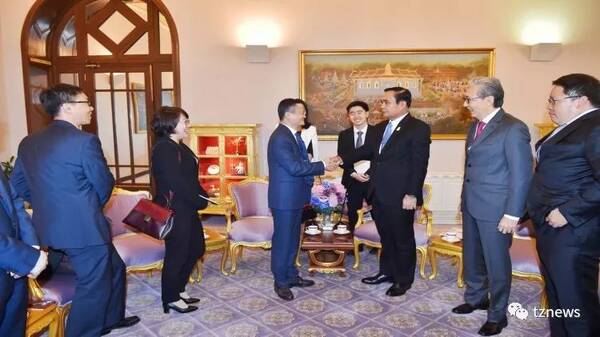 马云泰国行获国宾级待遇 巴育这个动作释放重