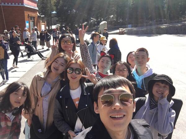 灾后重建 精准扶贫--四川电影电视学院动画系教