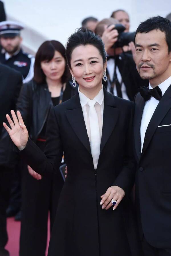 柏林电影节影帝,这次携手成为主v影帝单元的《江湖儿女》,上市此次戛纳电影院最新入围的恐怖片图片