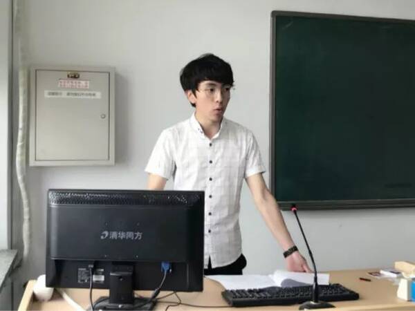 【活动】不忘初心,紧跟党走--2016级社会班主