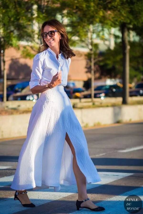 开衩走光,才是腿长1米8的正确姿势!